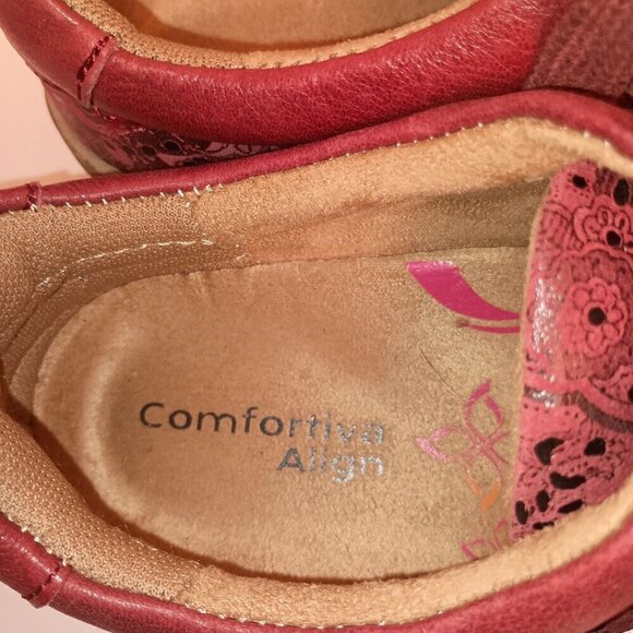 Comfortiva Align Women's Caledonia Paisley Print Lace Up Sneakers NWT Size 7 - Picture 2 of 11